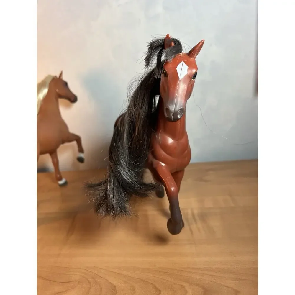 Vintage Lanard Horses 2002 7” Tall Made In China Set Of 2